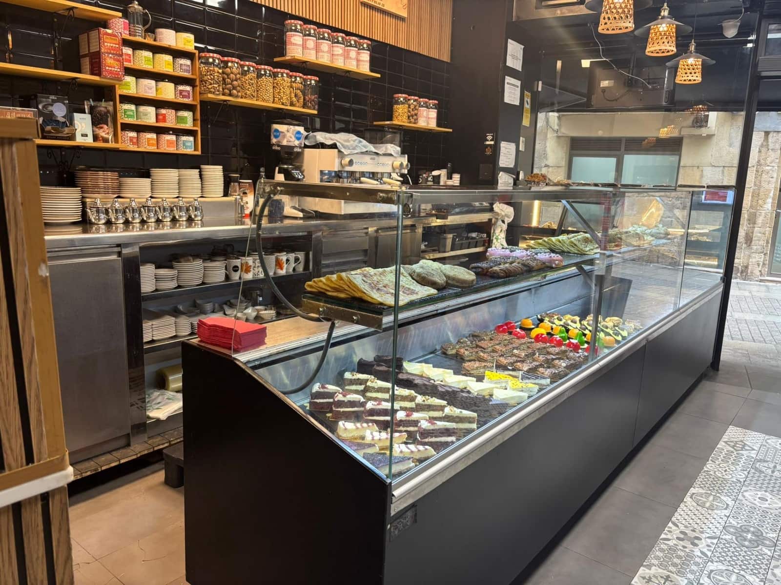 Företag till salu i Tortosa - 125 000 € (Ref: 9548446)