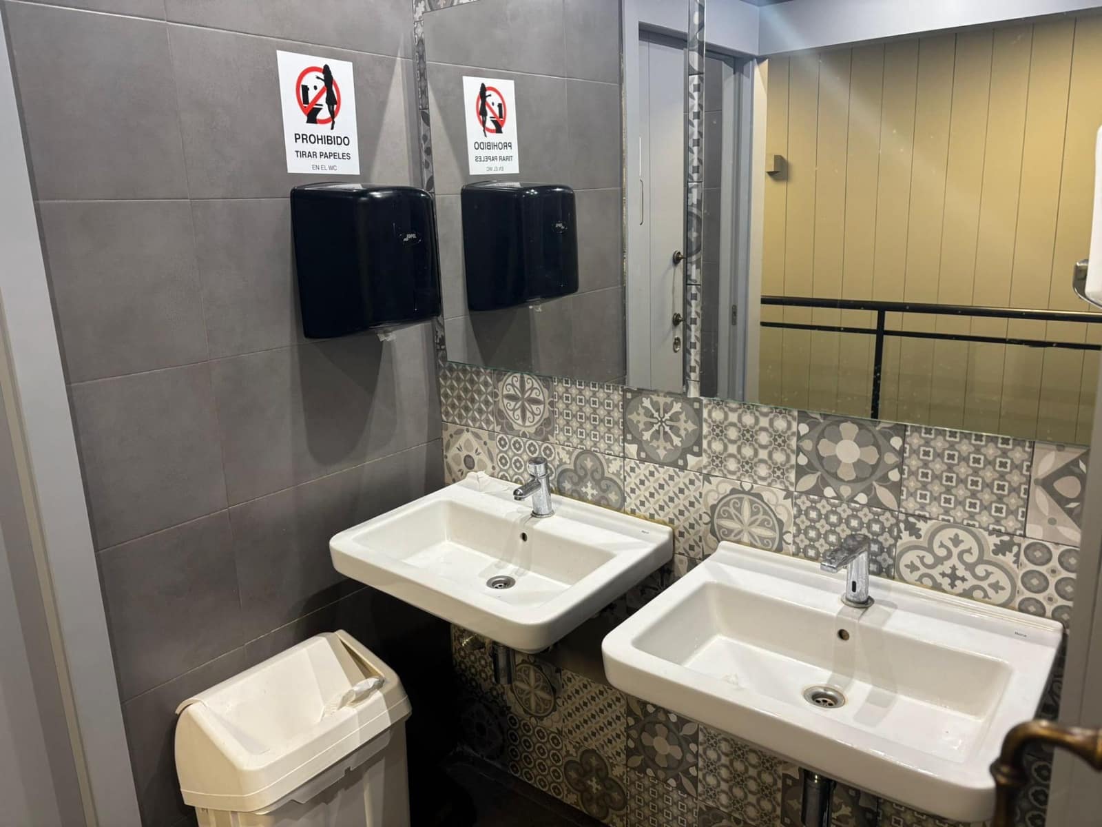 Företag till salu i Tortosa - 125 000 € (Ref: 9548446)