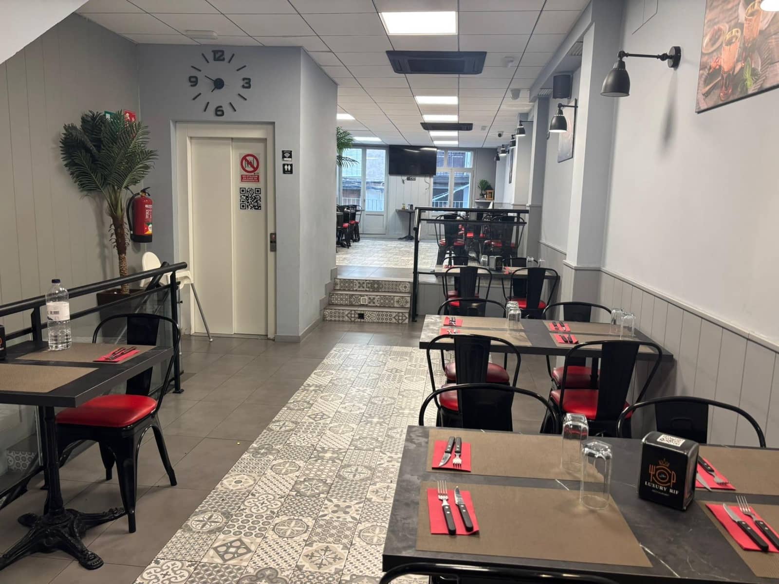 Företag till salu i Tortosa - 125 000 € (Ref: 9548446)