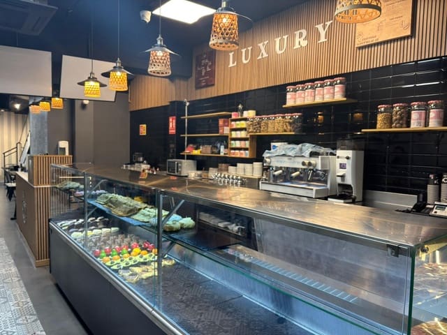 Företag till salu i Tortosa - 125 000 € (Ref: 9548446)