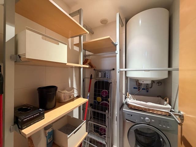 3 makuuhuone Huoneisto vuokrattavana paikassa L'Aldea - 550 € (Ref: 9571402)