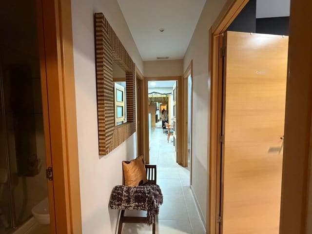 3 makuuhuone Huoneisto vuokrattavana paikassa L'Aldea - 550 € (Ref: 9571402)