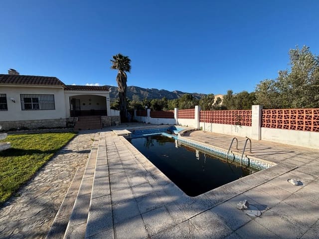 6 makuuhuone Huvila myytävänä paikassa Alcanar mukana uima-altaan - 415 000 € (Ref: 9634816)