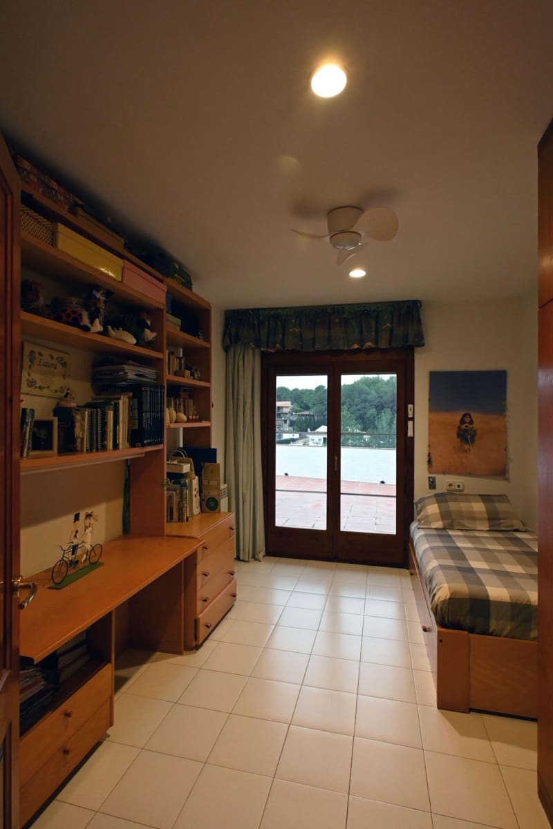 4 bedroom Villa for sale in Tortosa with pool - € 550,000 (Ref: 9652243)