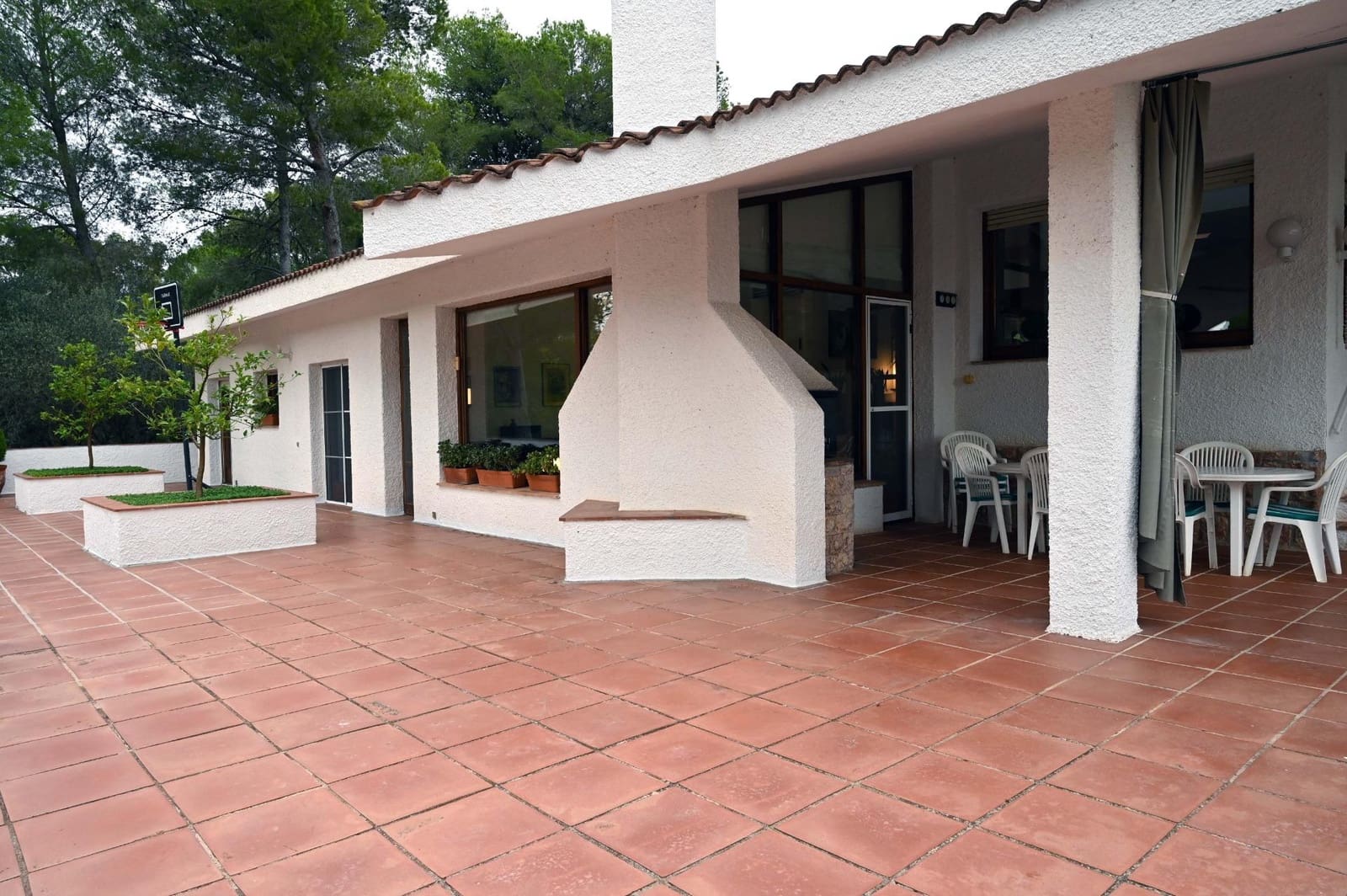 4 bedroom Villa for sale in Tortosa with pool - € 550,000 (Ref: 9652243)