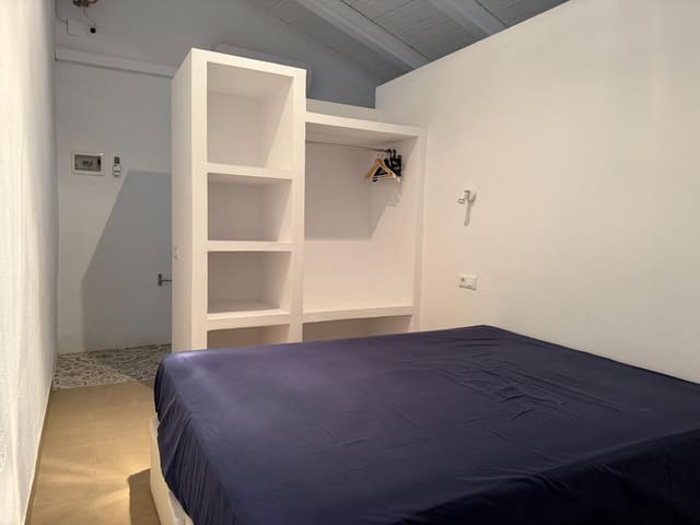 Ullakkoasunto vuokrattavana paikassa L'Aldea - 350 € (Ref: 9656297)