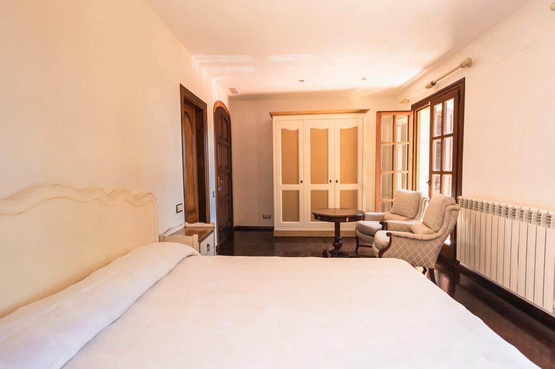 8 makuuhuone Huvila myytävänä paikassa Xerta mukana 
autotalli - 3 400 000 € (Ref: 9661982)