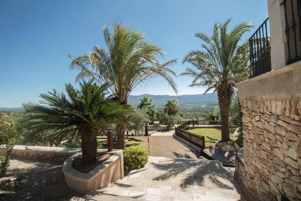 8 makuuhuone Huvila myytävänä paikassa Xerta mukana 
autotalli - 3 400 000 € (Ref: 9661982)