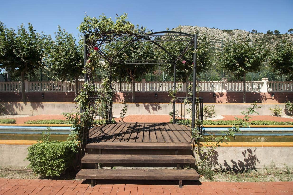 8 makuuhuone Huvila myytävänä paikassa Xerta mukana 
autotalli - 3 400 000 € (Ref: 9661982)