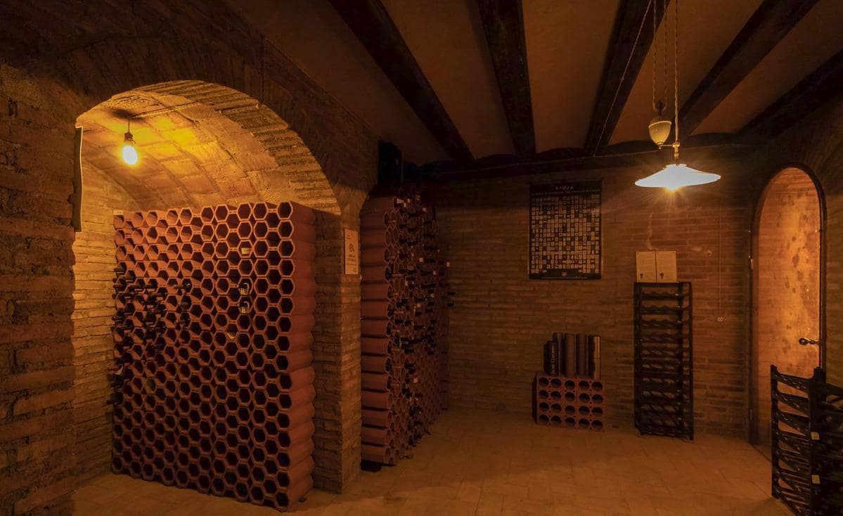 8 sypialnia Willa na sprzedaż w Xerta z garażem - 3 400 000 € (Ref: 9661982)