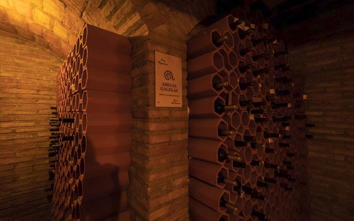 8 sypialnia Willa na sprzedaż w Xerta z garażem - 3 400 000 € (Ref: 9661982)