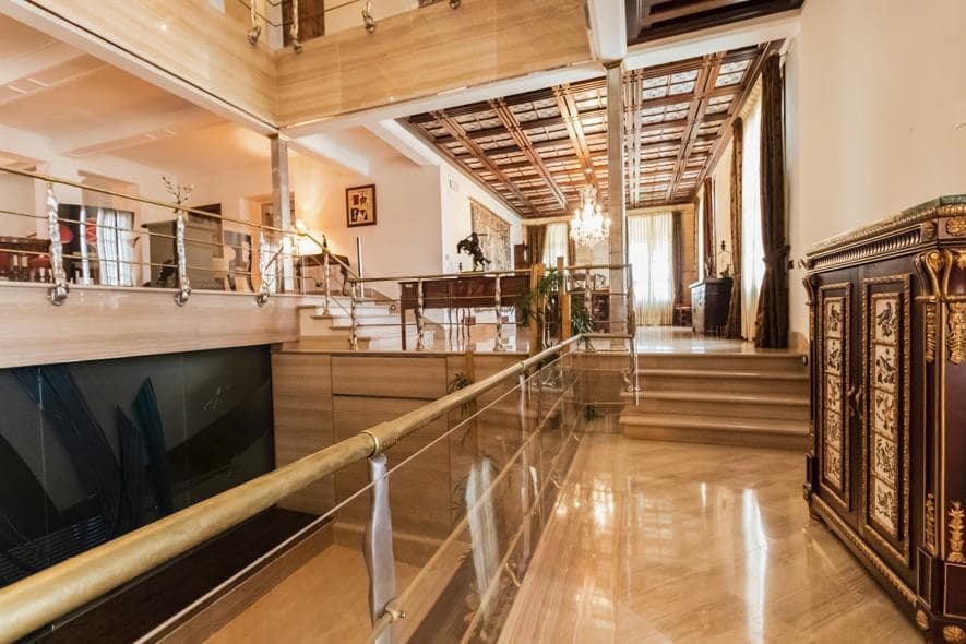 8 sypialnia Willa na sprzedaż w Xerta z garażem - 3 400 000 € (Ref: 9661982)