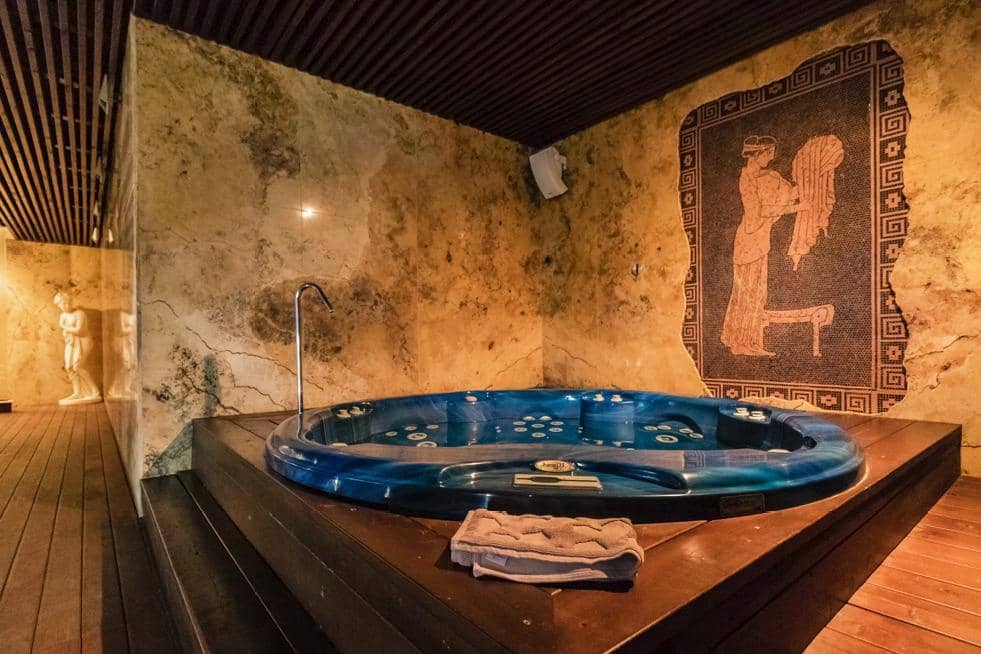 8 sypialnia Willa na sprzedaż w Xerta z garażem - 3 400 000 € (Ref: 9661982)