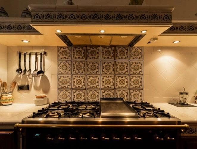 8 sypialnia Willa na sprzedaż w Xerta z garażem - 3 400 000 € (Ref: 9661982)