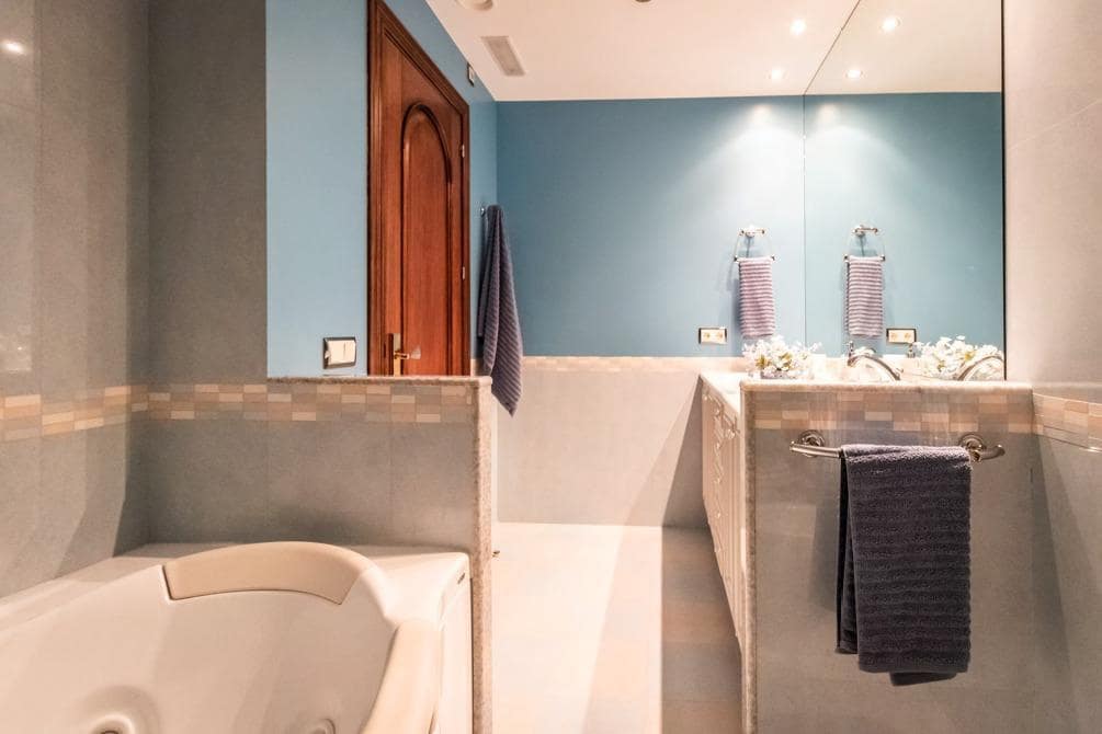 8 sypialnia Willa na sprzedaż w Xerta z garażem - 3 400 000 € (Ref: 9661982)