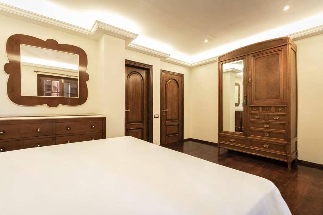 8 sypialnia Willa na sprzedaż w Xerta z garażem - 3 400 000 € (Ref: 9661982)