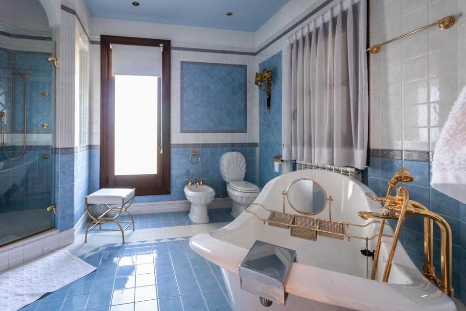 8 sypialnia Willa na sprzedaż w Xerta z garażem - 3 400 000 € (Ref: 9661982)