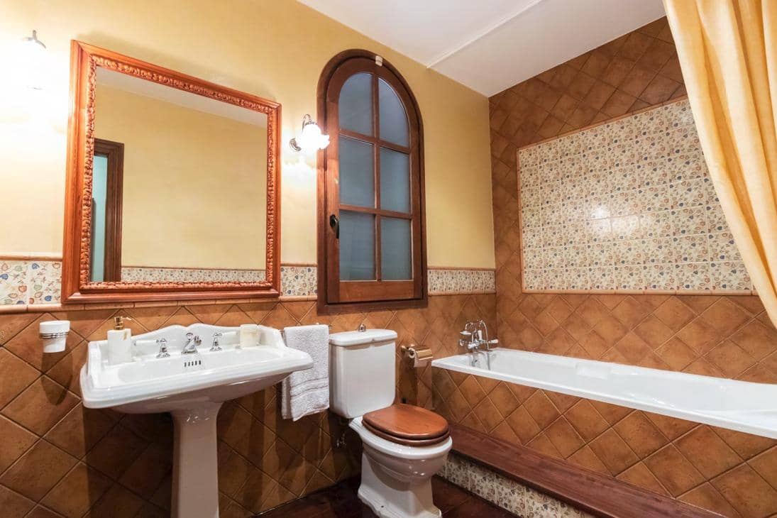 8 sypialnia Willa na sprzedaż w Xerta z garażem - 3 400 000 € (Ref: 9661982)