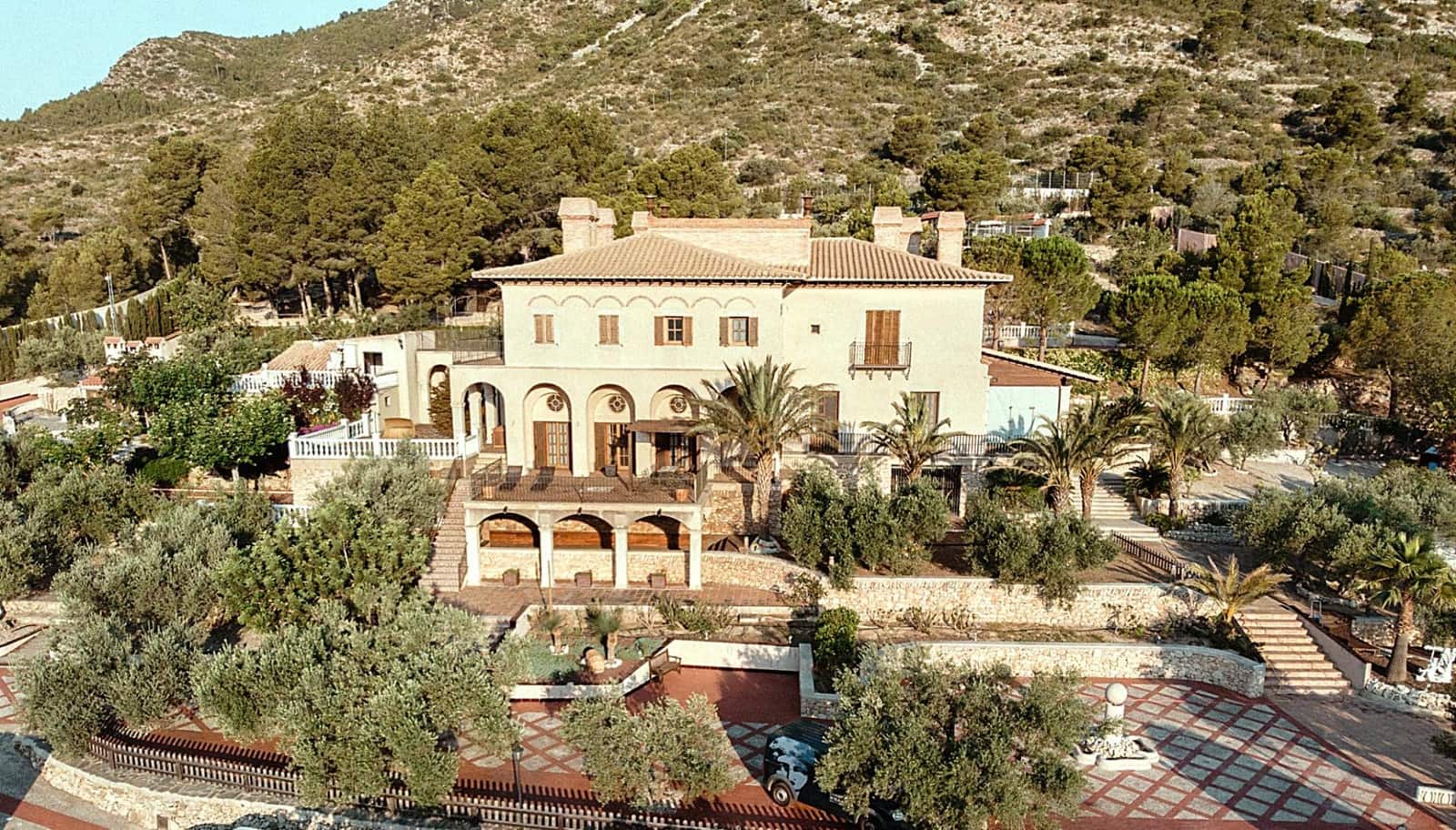 8 sypialnia Willa na sprzedaż w Xerta z garażem - 3 400 000 € (Ref: 9661982)