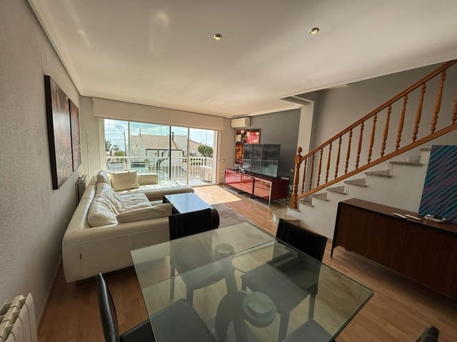 3 Zimmer Reihenhaus zu verkaufen in Sant Carles de la Ràpita mit Garage - 350.000 € (Ref: 9666798)