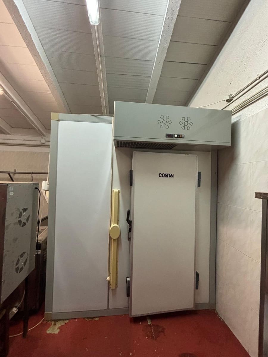 Negocio en Alfara de Carles en venta - 1.600.000 € (Ref: 9677645)