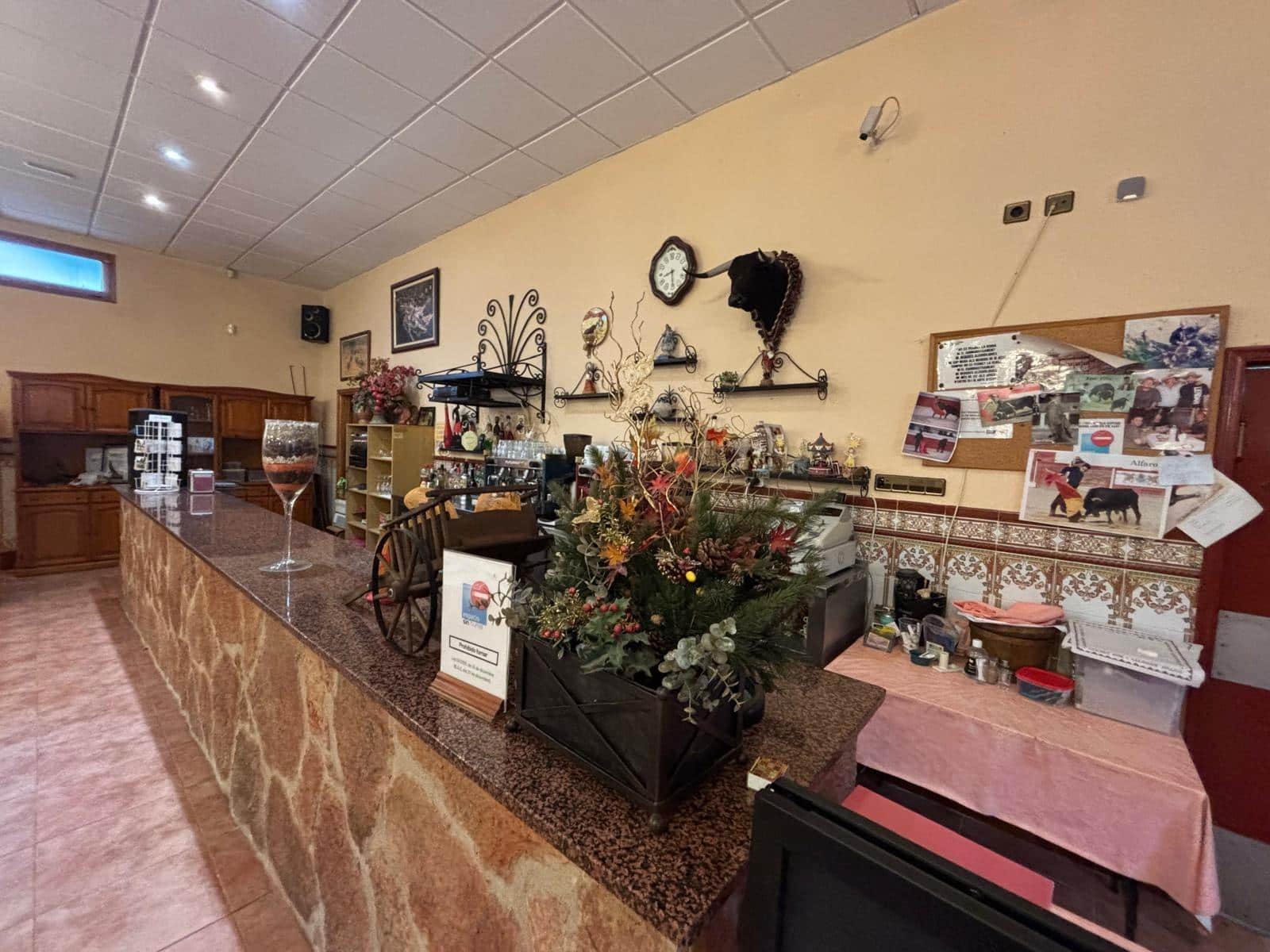 Negocio en Alfara de Carles en venta - 1.600.000 € (Ref: 9677645)