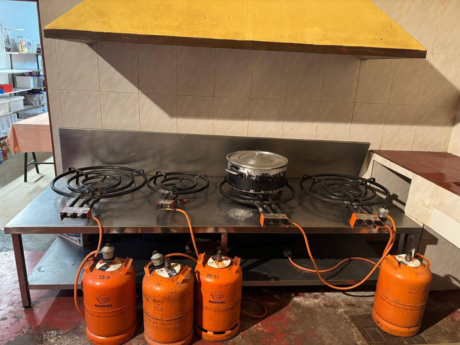 Negocio en Alfara de Carles en venta - 1.600.000 € (Ref: 9677645)