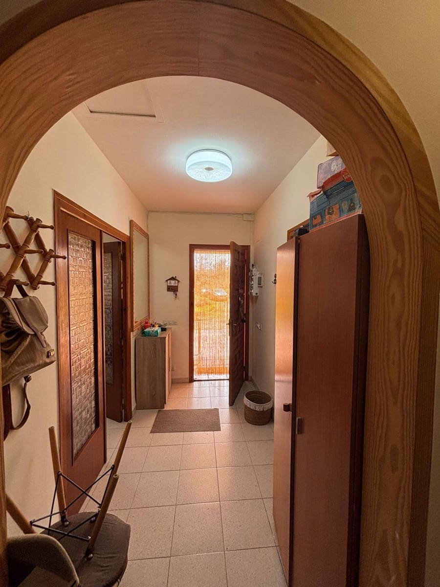 4 slaapkamer Villa te koop in Tortosa met zwembad garage - € 233.000 (Ref: 9677646)