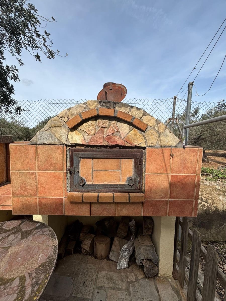 4 slaapkamer Villa te koop in Tortosa met zwembad garage - € 233.000 (Ref: 9677646)