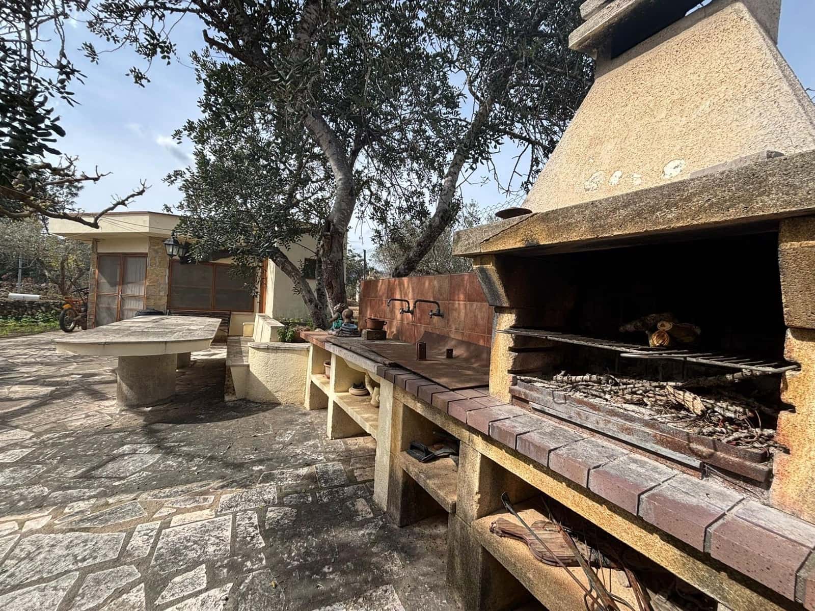 4 slaapkamer Villa te koop in Tortosa met zwembad garage - € 233.000 (Ref: 9677646)