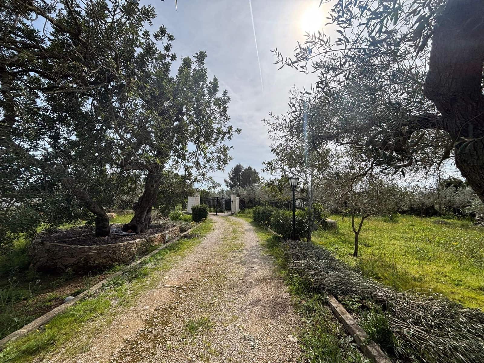 4 slaapkamer Villa te koop in Tortosa met zwembad garage - € 233.000 (Ref: 9677646)