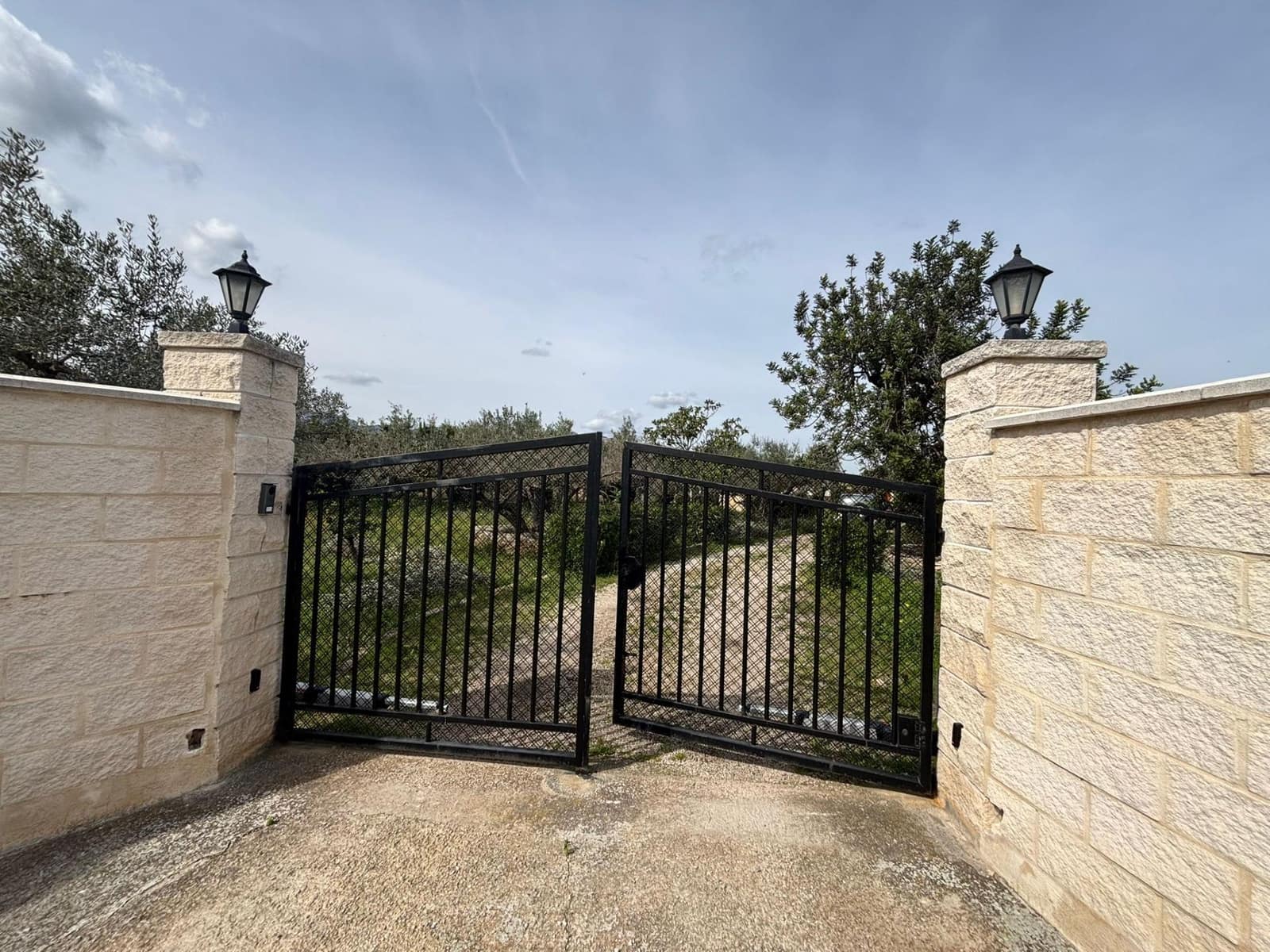 4 slaapkamer Villa te koop in Tortosa met zwembad garage - € 233.000 (Ref: 9677646)