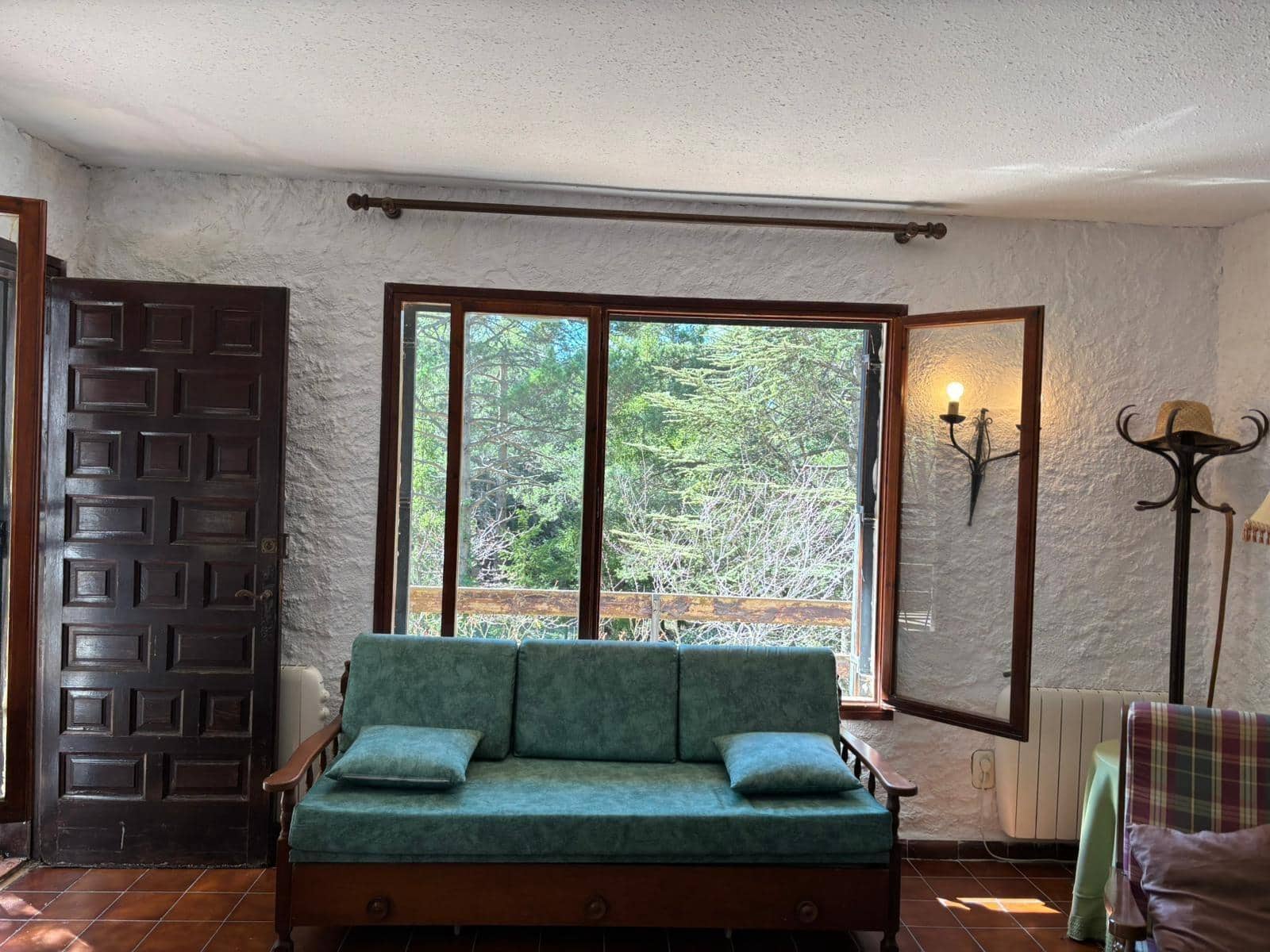 4 bedroom Finca/Country House for sale in Tortosa with garage - € 265,000 (Ref: 9715149)