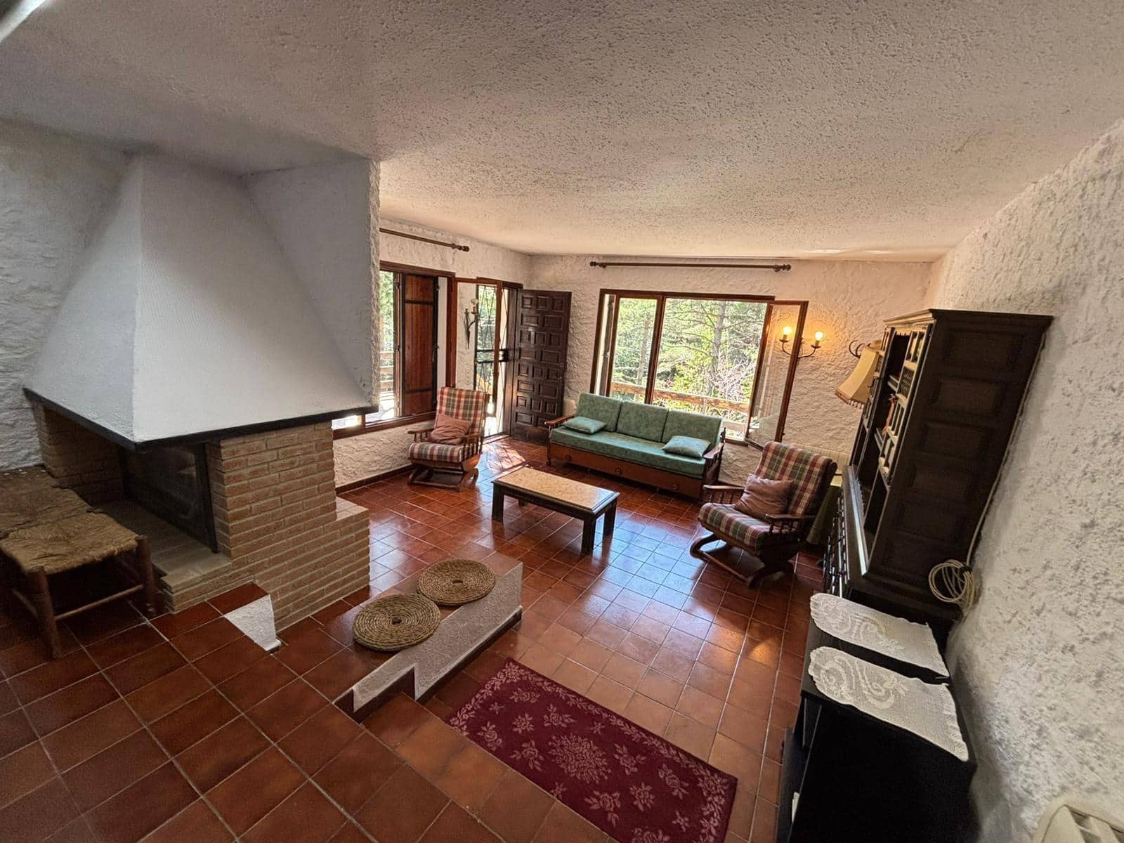 4 bedroom Finca/Country House for sale in Tortosa with garage - € 265,000 (Ref: 9715149)