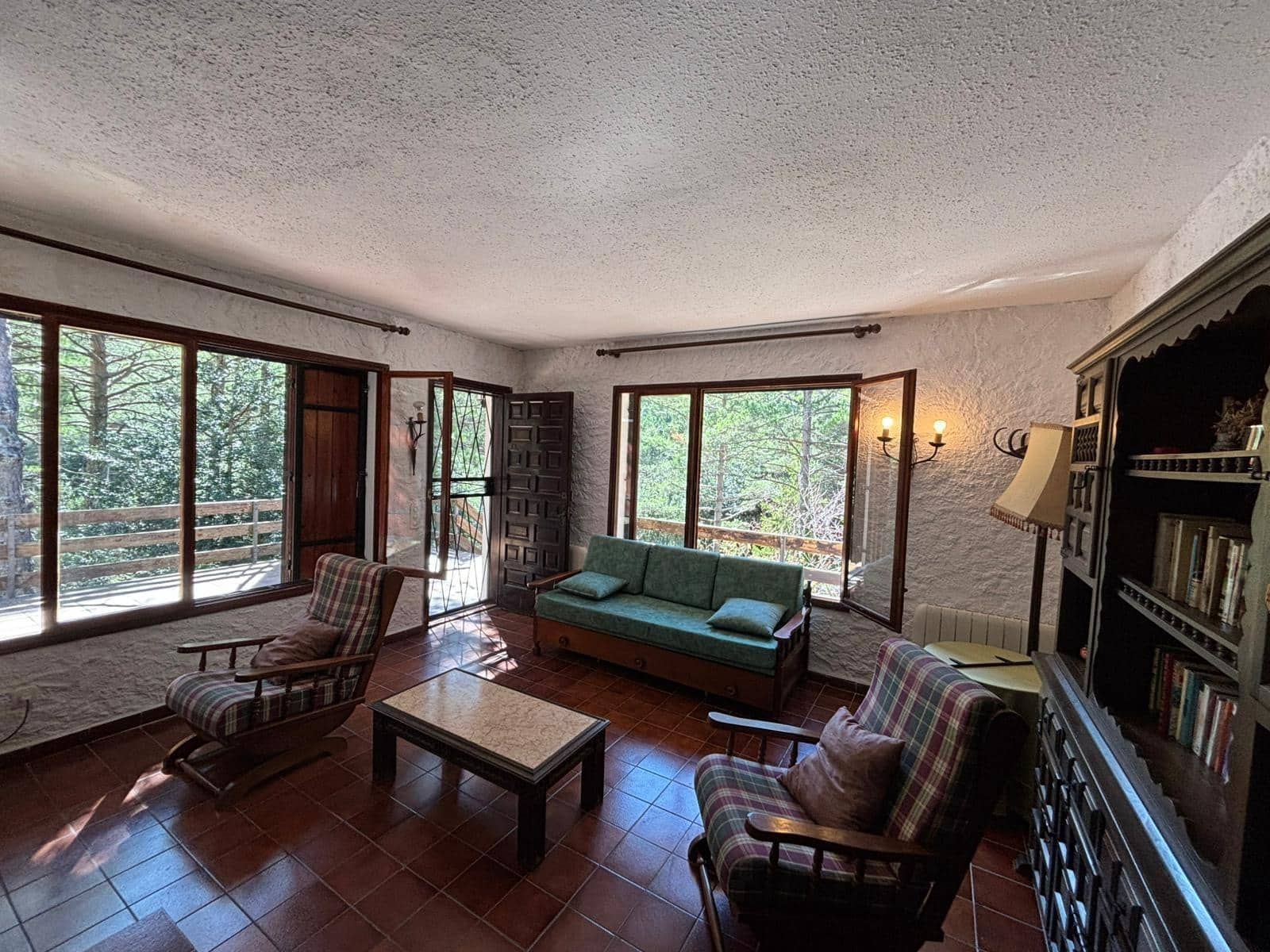 4 bedroom Finca/Country House for sale in Tortosa with garage - € 265,000 (Ref: 9715149)