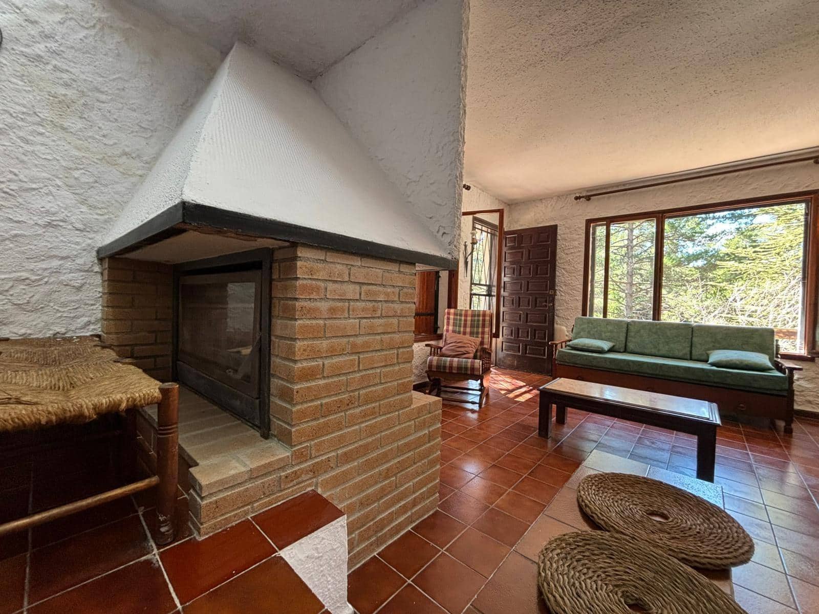 4 bedroom Finca/Country House for sale in Tortosa with garage - € 265,000 (Ref: 9715149)