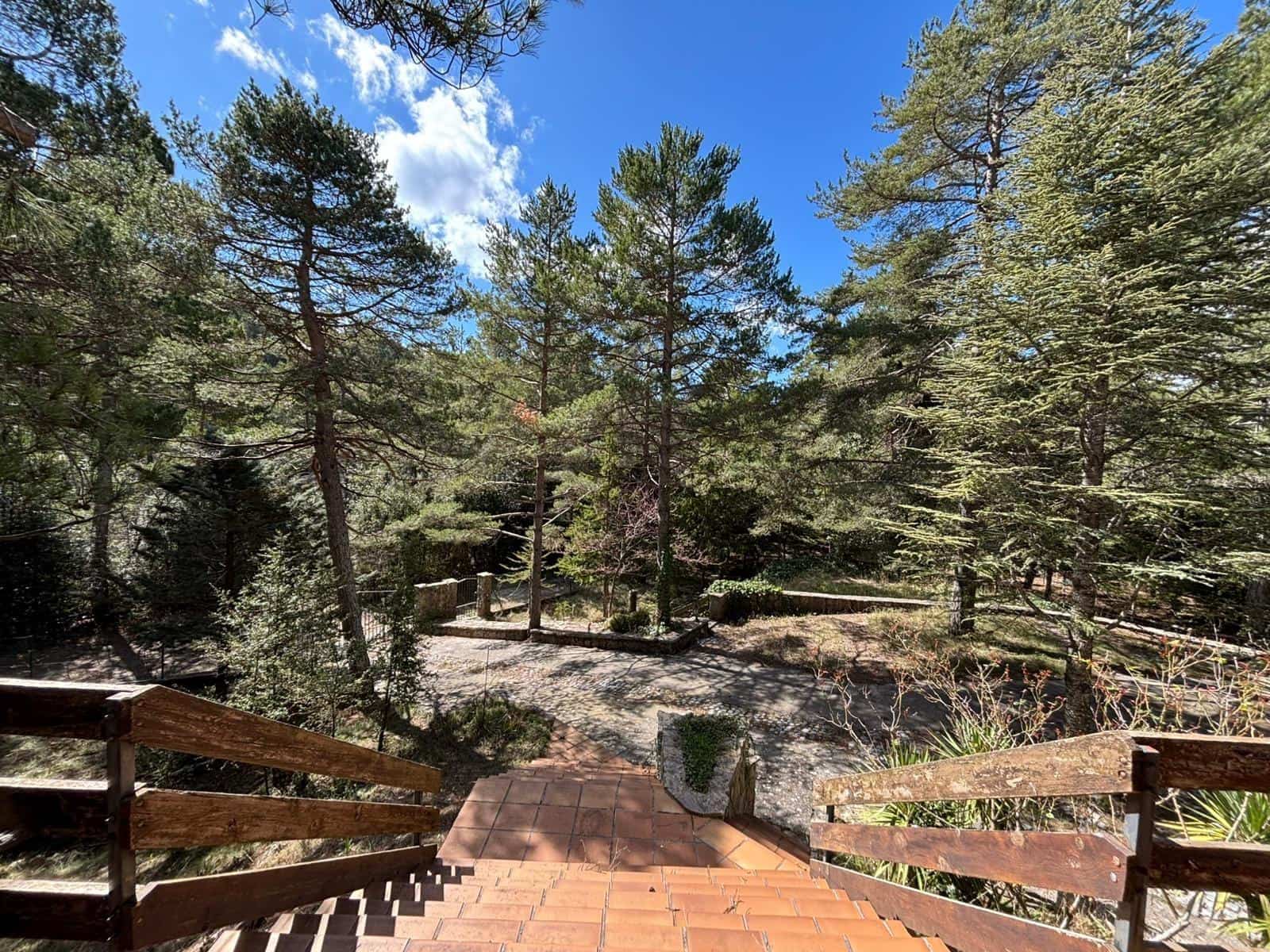 4 bedroom Finca/Country House for sale in Tortosa with garage - € 265,000 (Ref: 9715149)