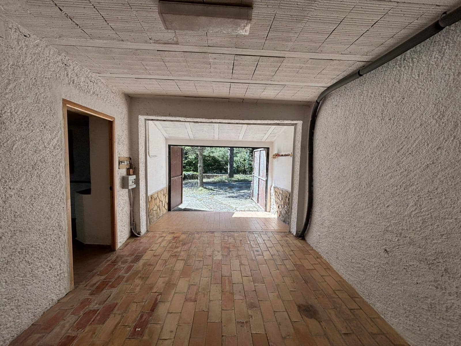 4 bedroom Finca/Country House for sale in Tortosa with garage - € 265,000 (Ref: 9715149)