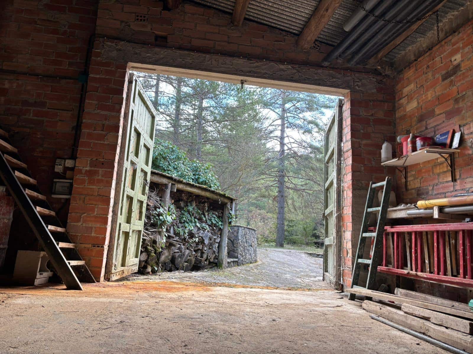 4 bedroom Finca/Country House for sale in Tortosa with garage - € 265,000 (Ref: 9715149)