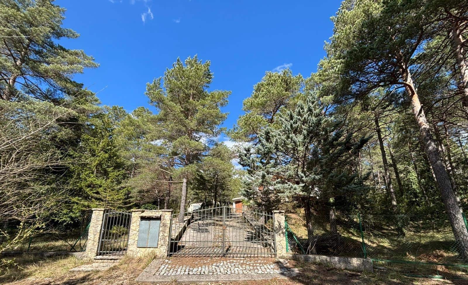 4 bedroom Finca/Country House for sale in Tortosa with garage - € 265,000 (Ref: 9715149)