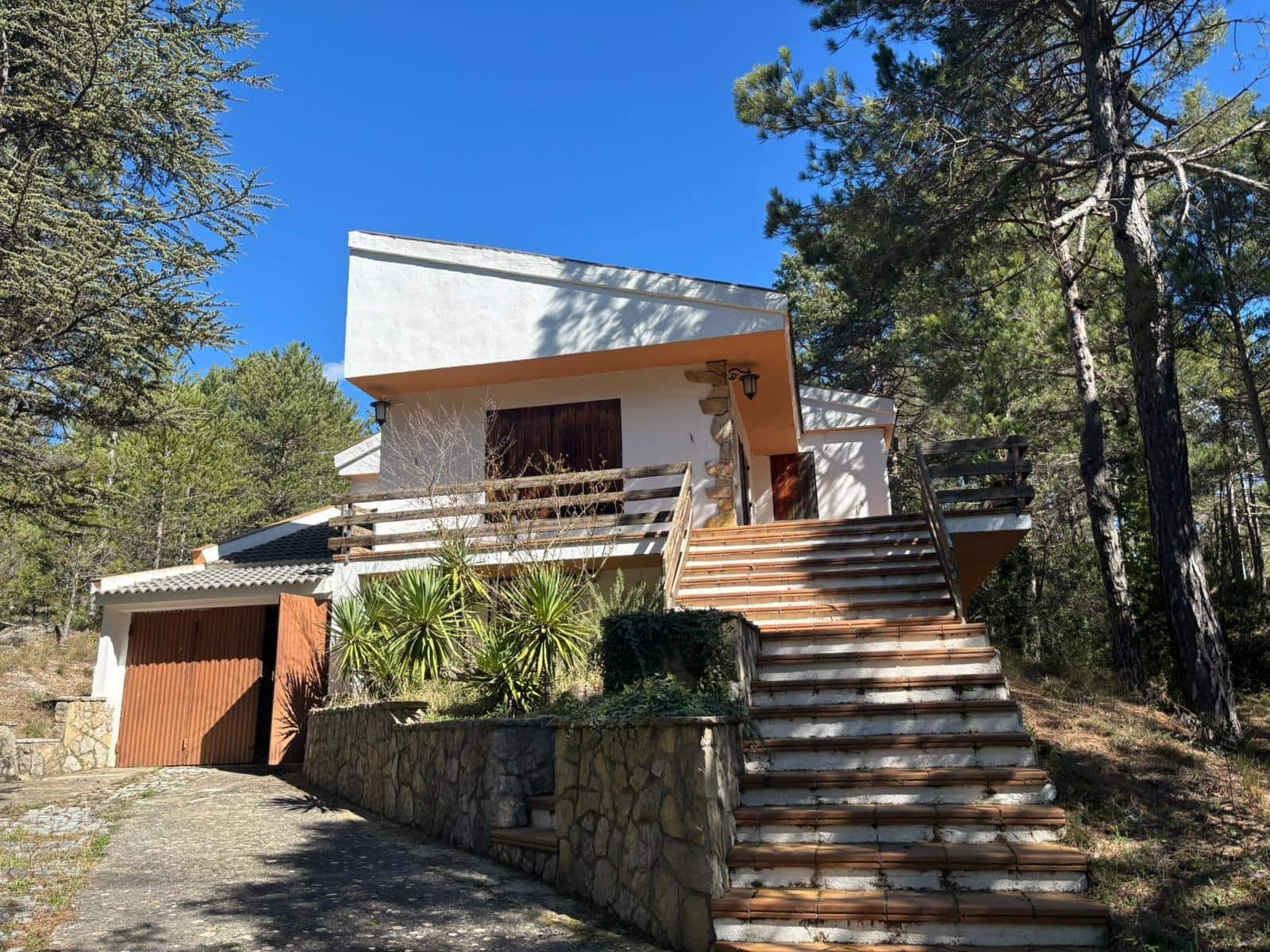 4 bedroom Finca/Country House for sale in Tortosa with garage - € 265,000 (Ref: 9715149)