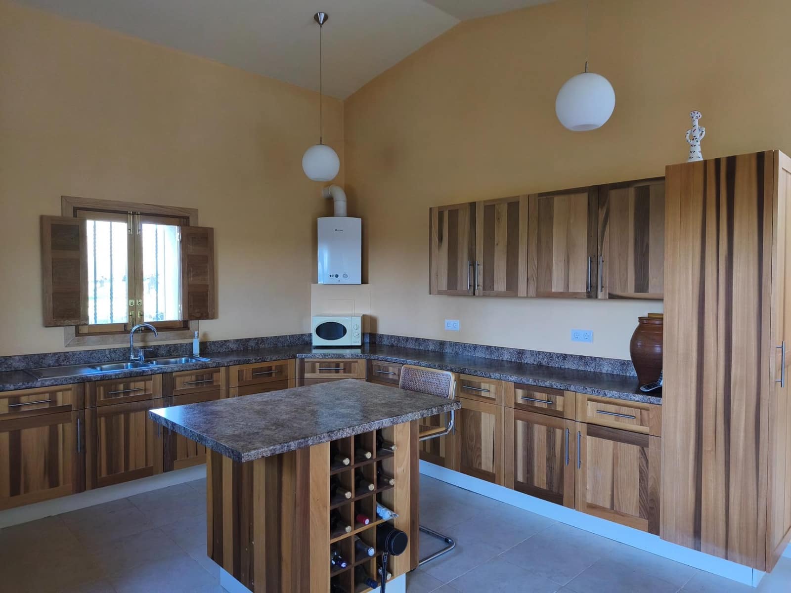 3 bedroom Villa for sale in Roquetes - € 295,000 (Ref: 9911263)