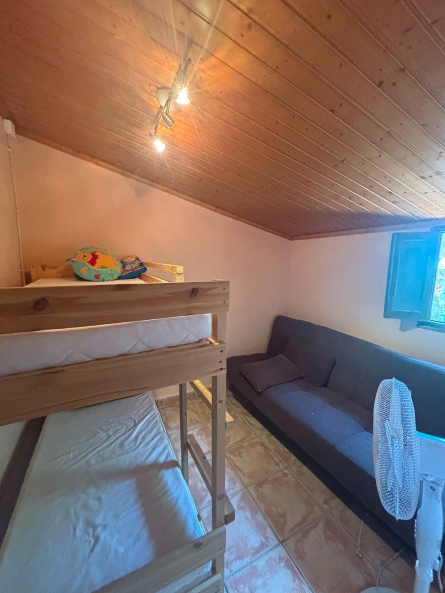 3 bedroom Finca/Country House for sale in Alfara de Carles - € 130,000 (Ref: 9916088)