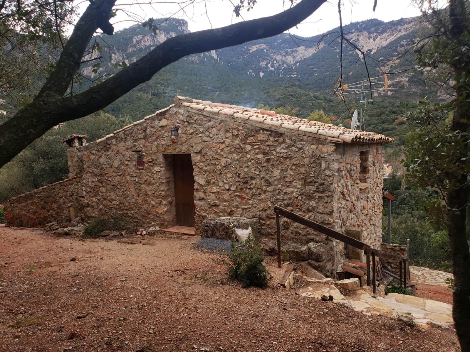 3 bedroom Finca/Country House for sale in Alfara de Carles - € 130,000 (Ref: 9916088)