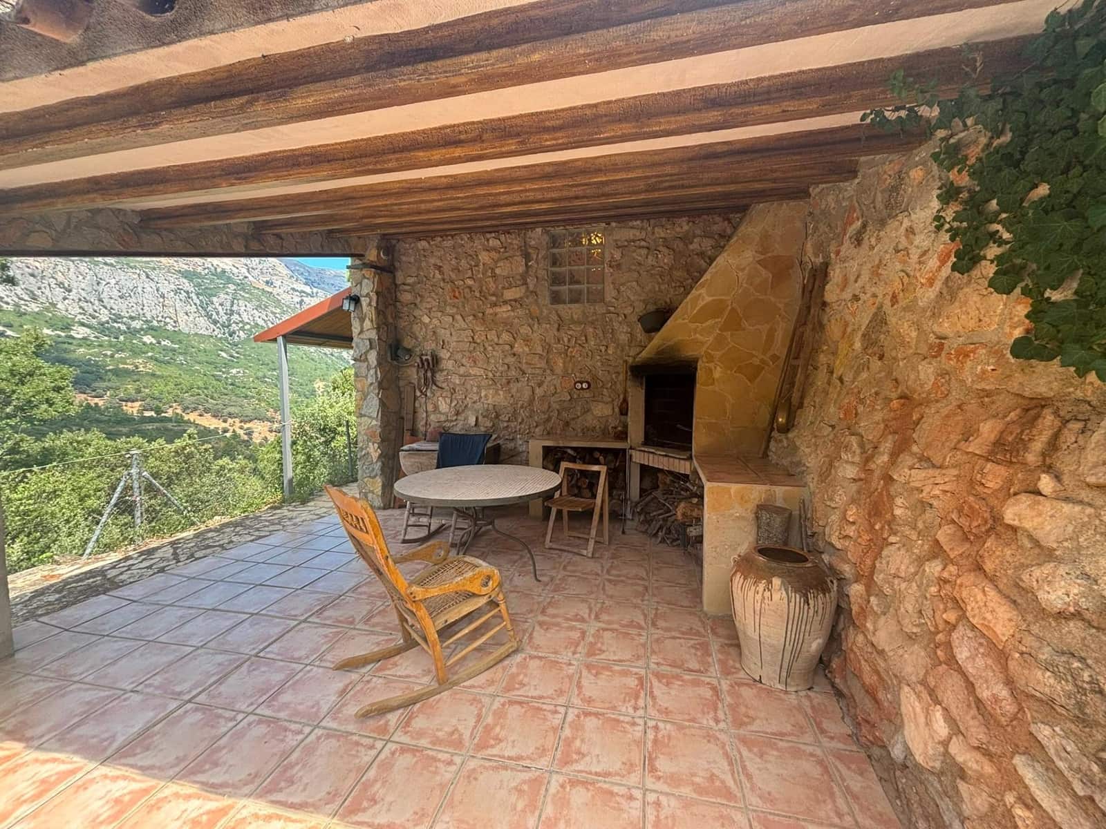 3 bedroom Finca/Country House for sale in Alfara de Carles - € 130,000 (Ref: 9916088)