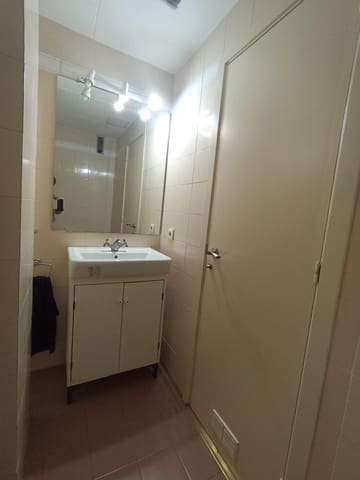 4 Zimmer Wohnung zu vermieten in Tortosa mit Pool - 750 € (Ref: 9979089)