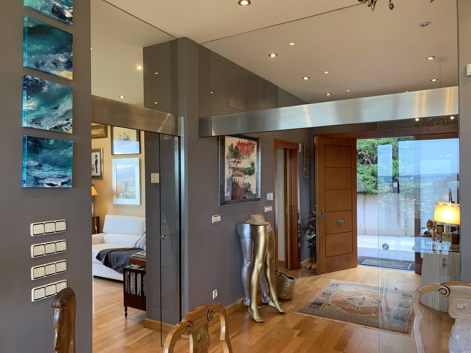 5 bedroom Villa for sale in Gijon with pool garage - € 890,000 (Ref: 9467735)