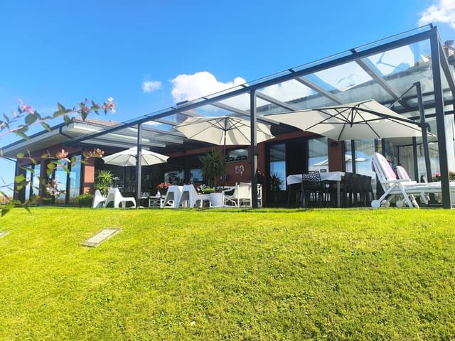 5 bedroom Villa for sale in Gijón with pool garage - € 890,000 (Ref: 9467735)