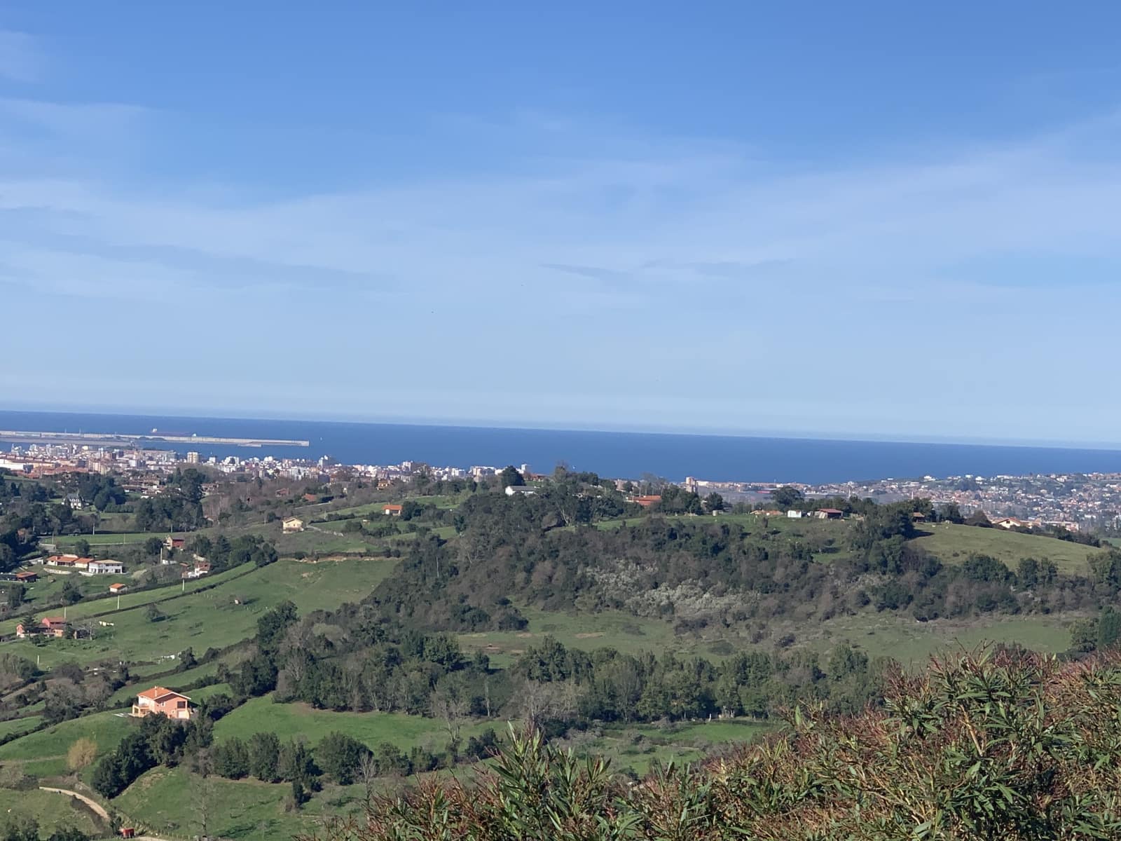 5 makuuhuone Huvila myytävänä paikassa Gijon mukana uima-altaan 
autotalli - 890 000 € (Ref: 9467735)