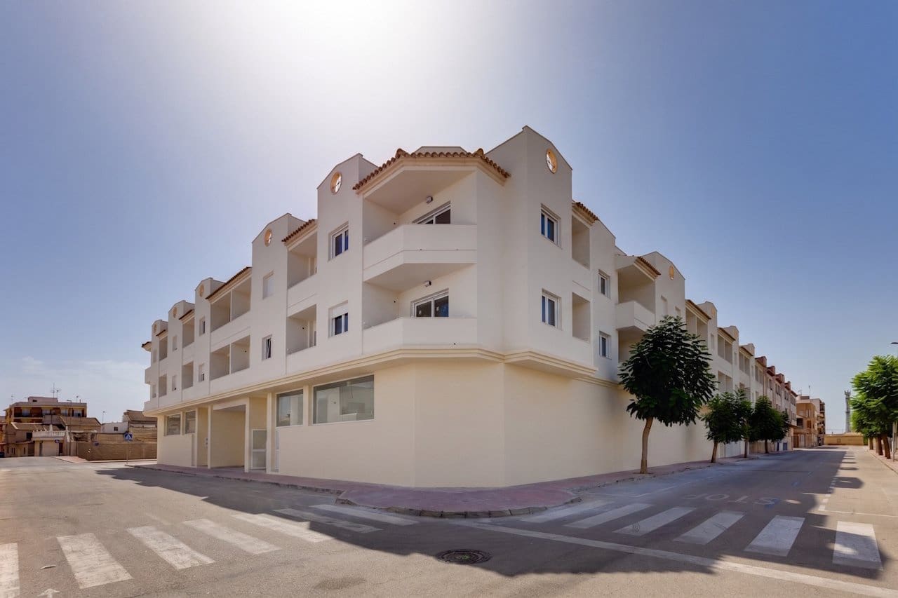 2 slaapkamer Appartement te koop in San Fulgencio met zwembad garage - € 148.000 (Ref: 10104274)